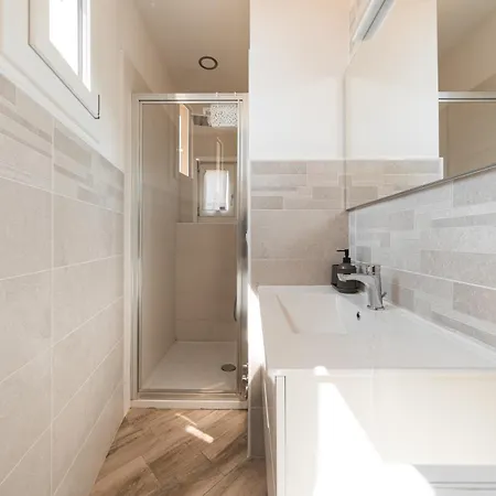 Carracci House - Free Parking - Station - Center E Fiera Apartment Bologna