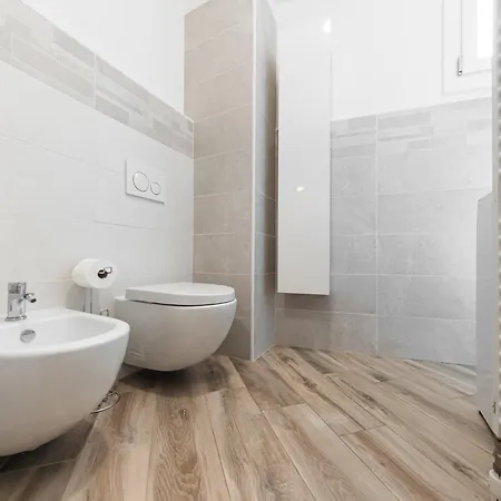 Carracci House - Free Parking - Station - Center E Fiera *