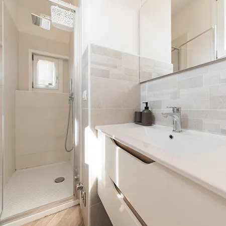 Carracci House - Free Parking - Station - Center E Fiera Apartment Bologna