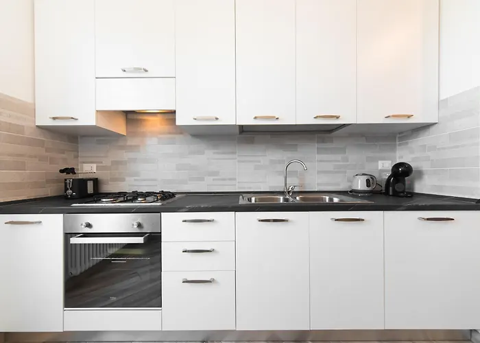 شقة Carracci House - Free Parking - Station - Center E Fiera *